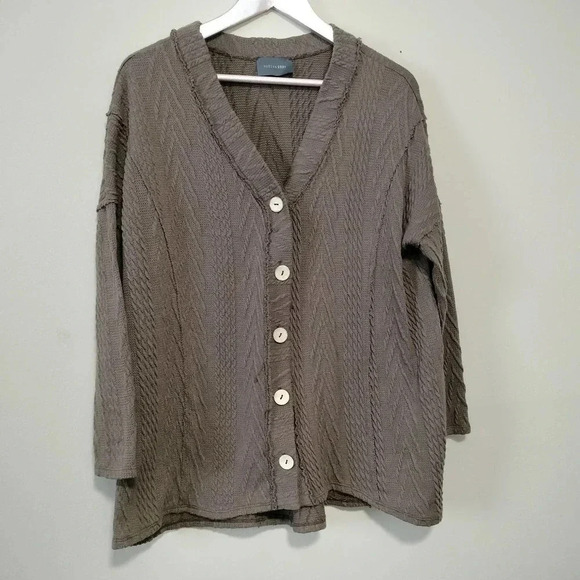 Hudson Gray Size Small Oversized Taupe Top Cardigan V Neck Button - Picture 2 of 7